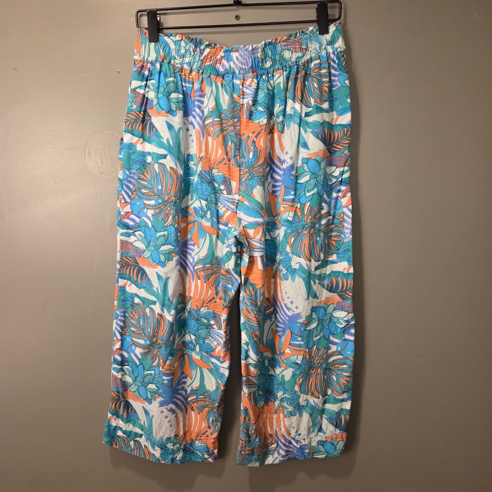 Juniper + Lime Women's Pull On Wide Leg Cropped Pants Size XL Tropical Print - Picture 2 of 10